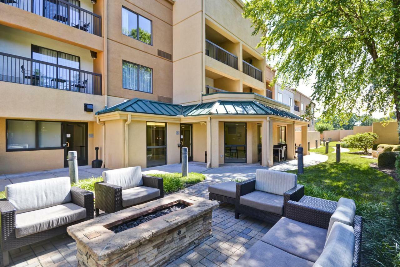 Courtyard By Marriott Dalton Exterior foto